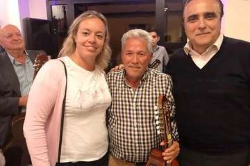 Alegría en El Roque Azucarero en la bienvenida a la Navidad (Foto TA)